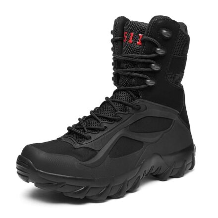 bottes moilitaire noir à lacet de type botte de combat