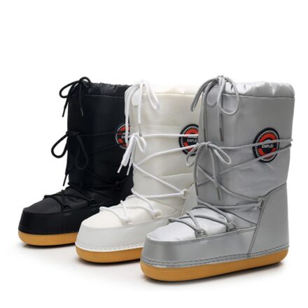 Bottes hautes fourrées de ski trois couleurs gris blanc noir à lacets