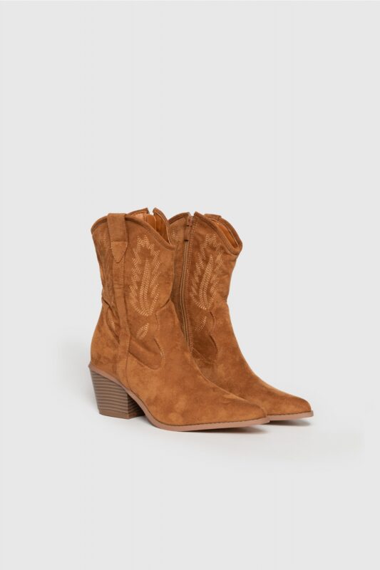 Botte de cowboy marron élégante et en daim avec motifs en forme de feuille b 5